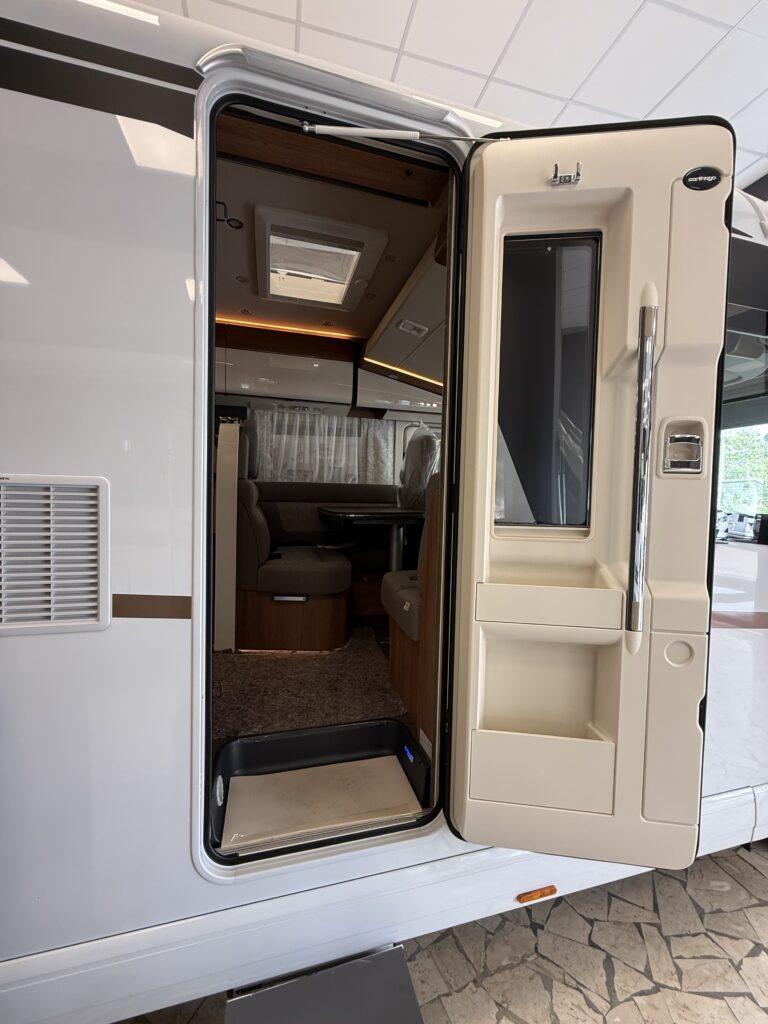 CARTHAGO C2-TOURER L 148 RB-QB K LIGHTWEIGHT 3.5 T. MB