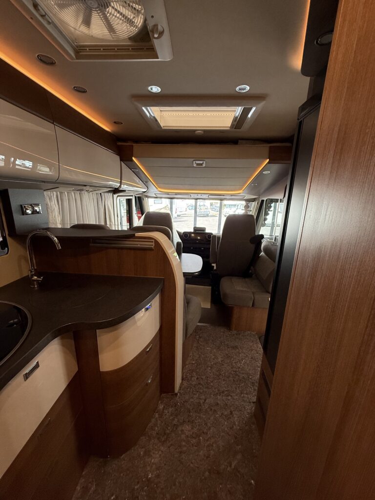 CARTHAGO C2-TOURER L 148 RB-QB K LIGHTWEIGHT 3.5 T. MB