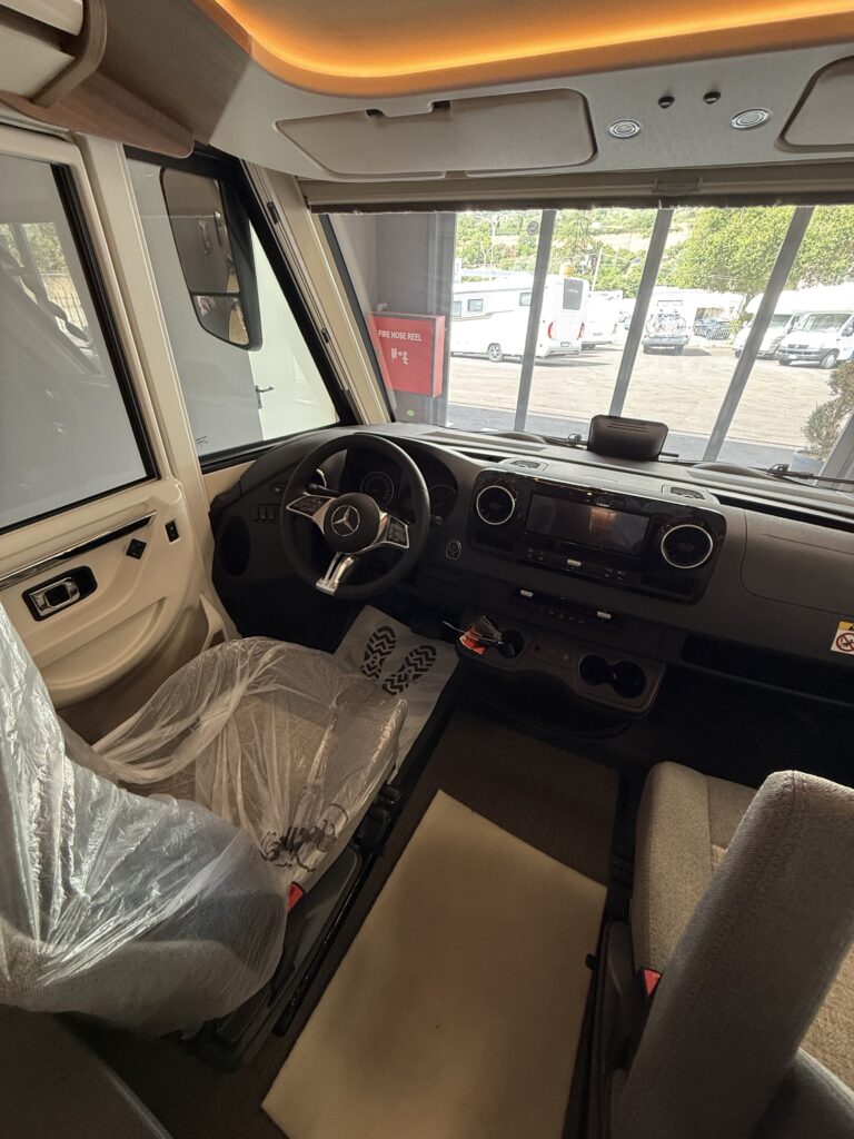 CARTHAGO C2-TOURER L 148 RB-QB K LIGHTWEIGHT 3.5 T. MB