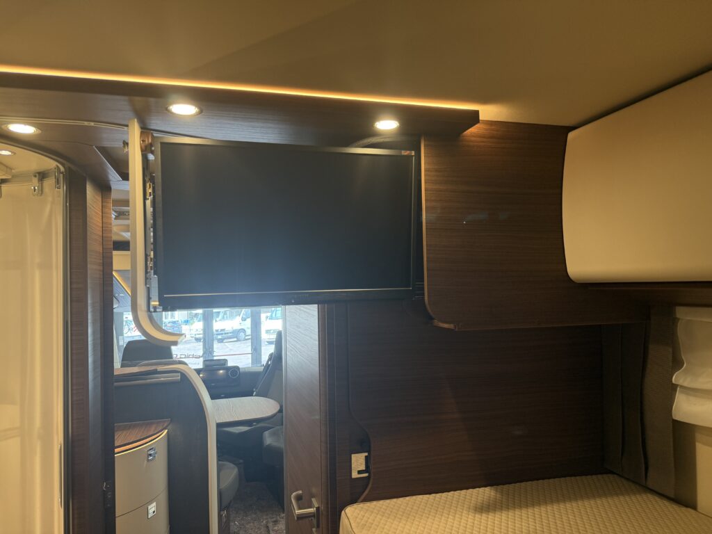 CHIC C-LINE L 4.9 LE MERCEDES – BENZ SPRINTER