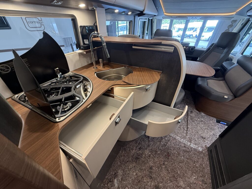 CHIC C-LINE L 4.9 LE MERCEDES – BENZ SPRINTER