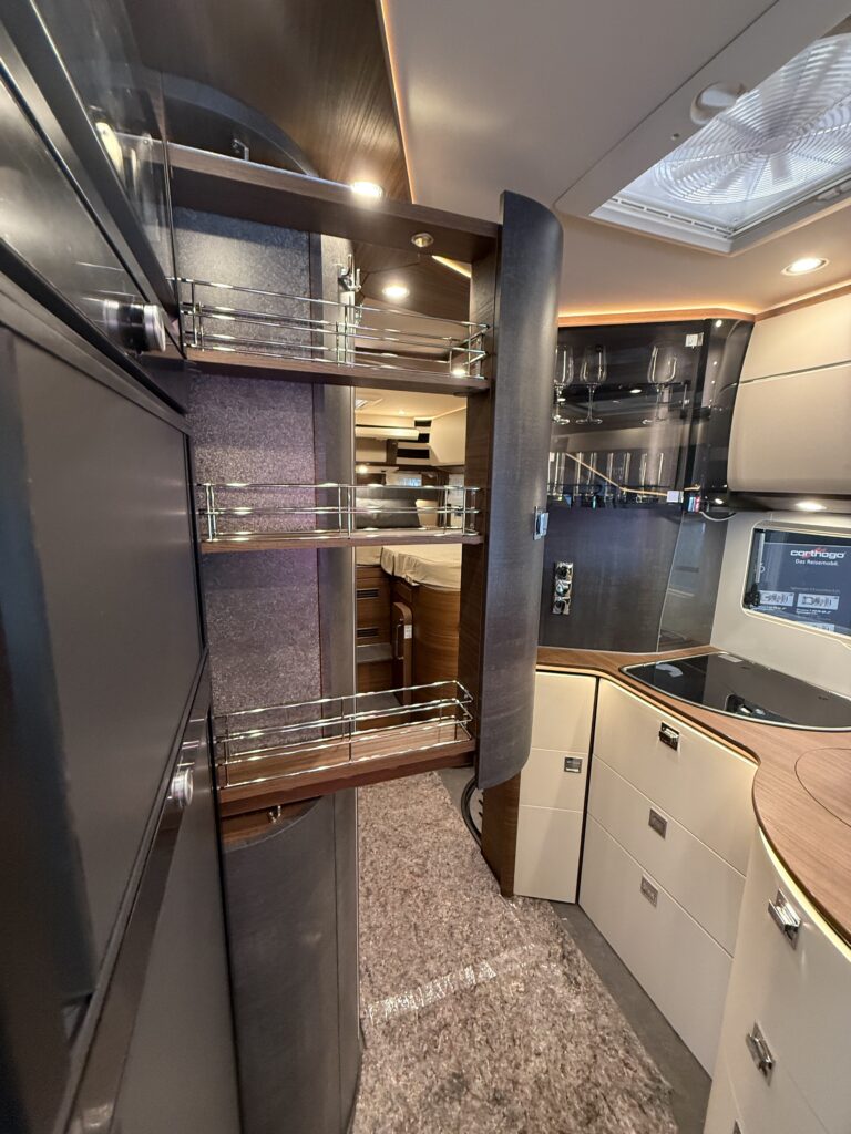CHIC C-LINE L 4.9 LE MERCEDES – BENZ SPRINTER