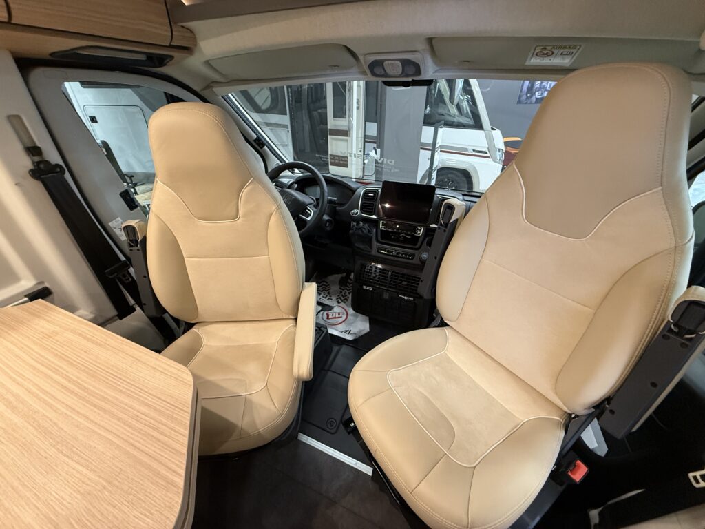 MALIBU VAN DIVERSITY COUPE’ 640 LE K
