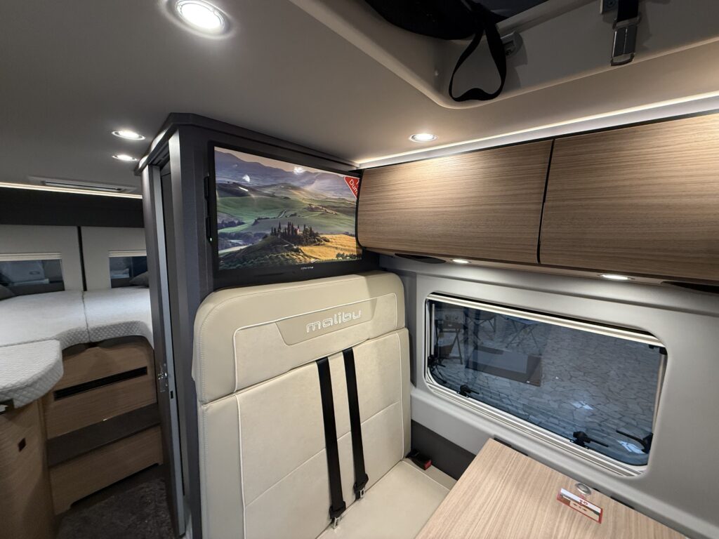MALIBU VAN DIVERSITY COUPE’ 640 LE K