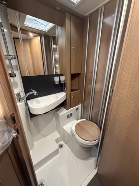 Carthago C2-Tourer I 141 KB-LE Lightweight FIAT DUCATO