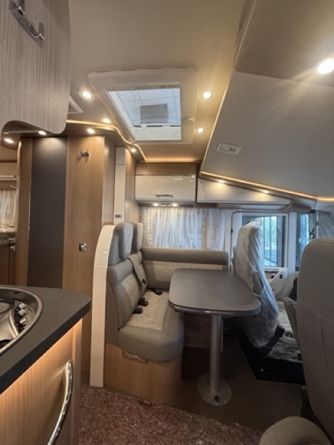 Carthago C2-Tourer I 141 KB-LE Lightweight FIAT DUCATO