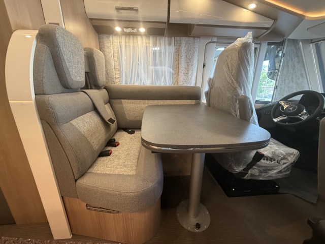 Carthago C2-Tourer I 141 KB-LE Lightweight FIAT DUCATO